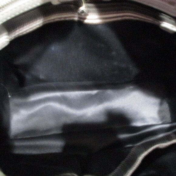 Henri Bendel Whitney Messenger Purple / Black Python Bag Leather - Picture 7 of 7